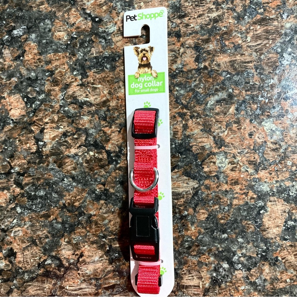NWT Red Dog Collar for Small Dogs - Picture 2 of 4